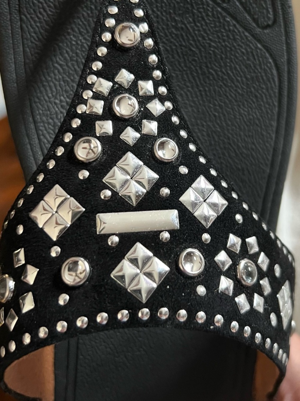 Fitflop Black Studded Thong Sandals - Size 6 - Picture 8 of 11